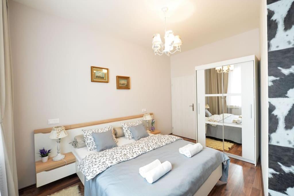 פראג Oli Apartment מראה חיצוני תמונה